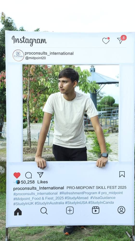 Captured in Frame, photograph 5